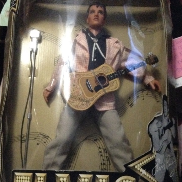 BUNDLE SPECIAL. 3 Elvis dolls for $100+$4.99 ship. - Picture 4 of 8